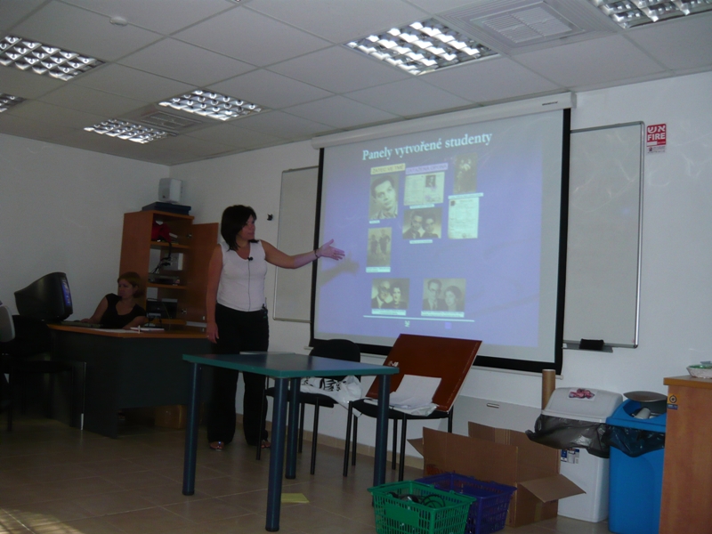 Presentation of the students' projects, seminar in Yad Vashem